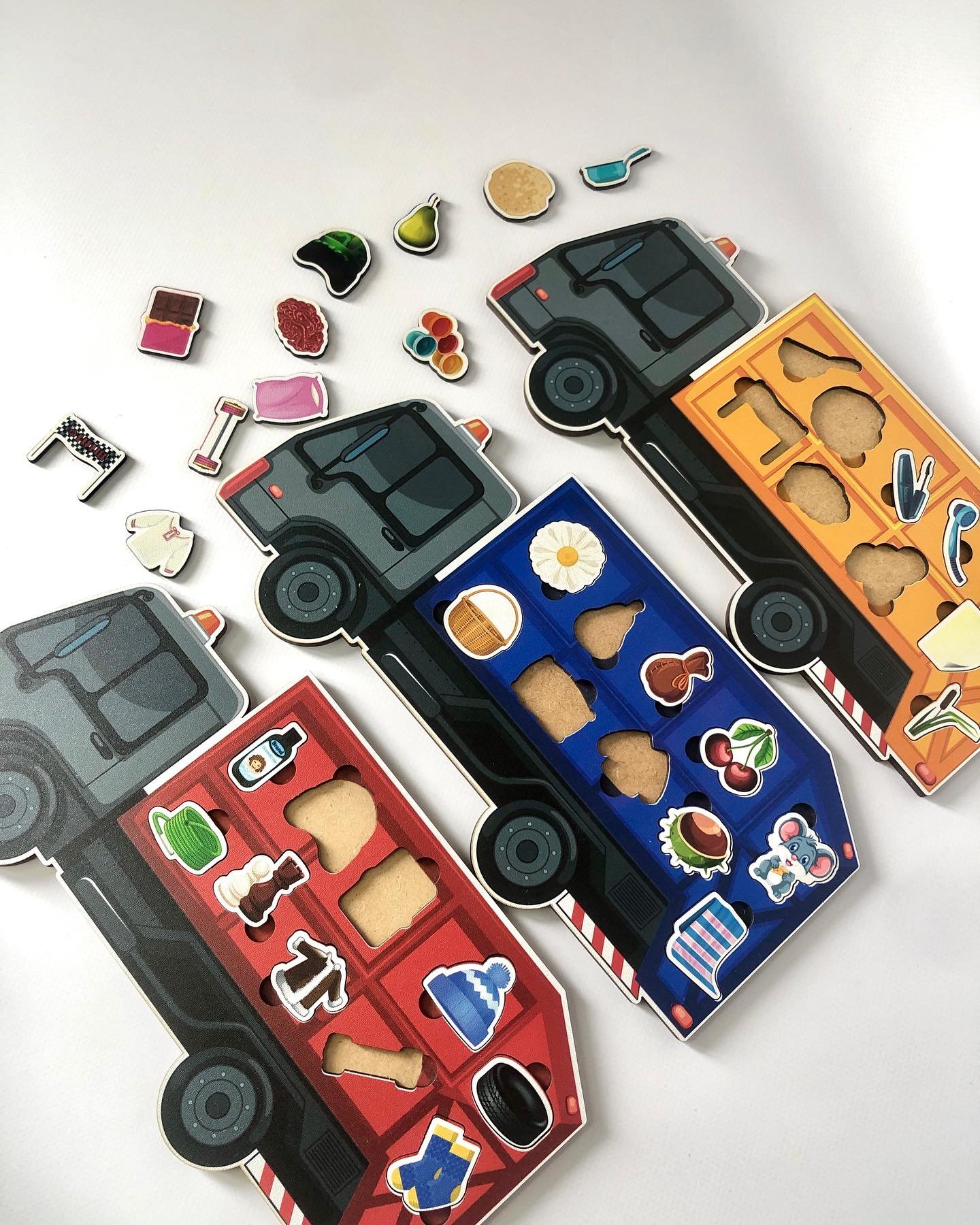 Sunkvežimiai, laivai , lėktuvai , autobusai - Image 5