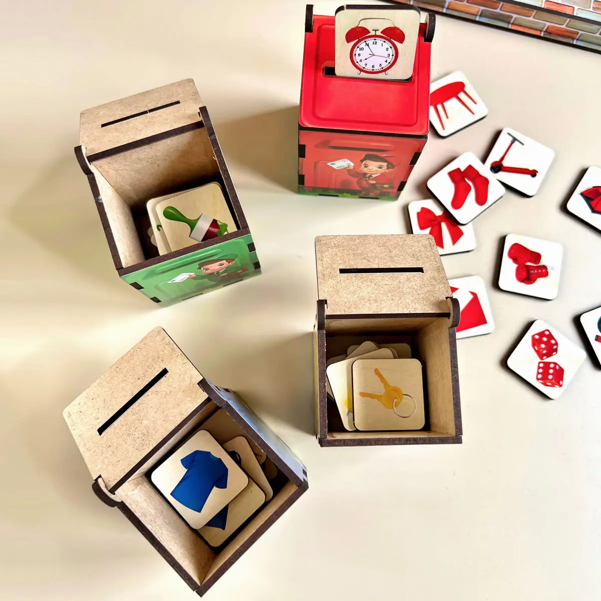 Medinis rūšiuoklis „Linksmasis paštininkas“ - Image 2