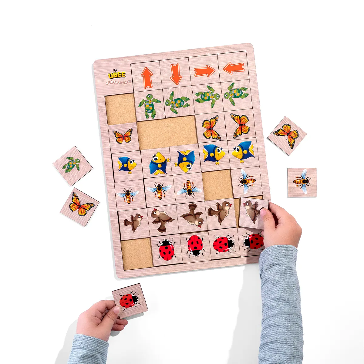 Medinė dėlionė–rūšiuoklis „Nurodyk kryptį – 2“ - Image 2