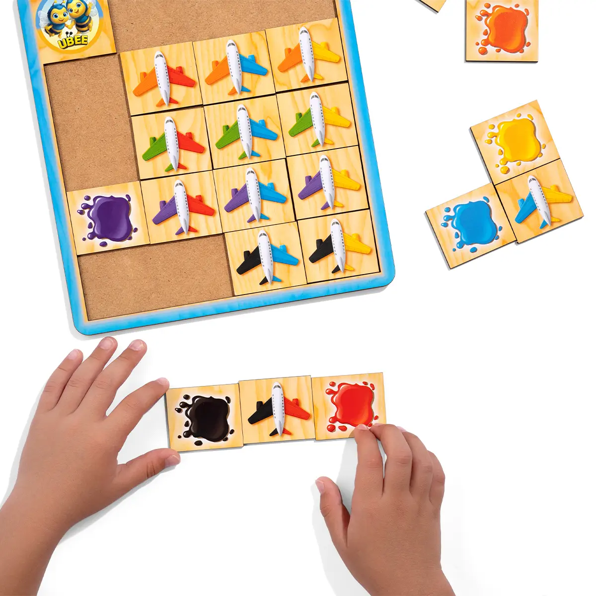 Medinė dėlionė–rūšiuoklis „Lėktuvai: spalvos“ - Image 2